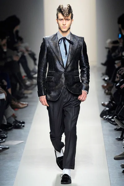 Look 34